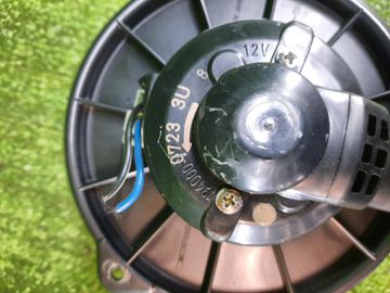 МОТОРЧИК ПЕЧКИ НА MITSUBISHI DELICA PD6W