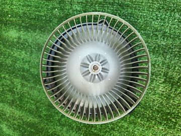 МОТОРЧИК ПЕЧКИ НА TOYOTA PROGRES JCG11