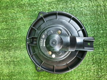 МОТОРЧИК ПЕЧКИ НА TOYOTA WINDOM VCV11