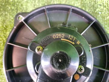 МОТОРЧИК ПЕЧКИ НА MITSUBISHI GALANT EA1A