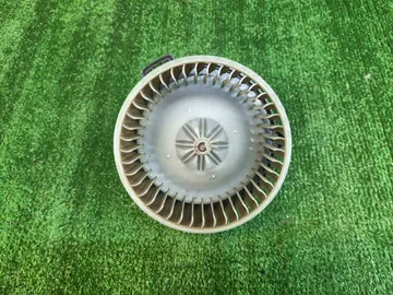 МОТОРЧИК ПЕЧКИ НА TOYOTA VISTA SV50