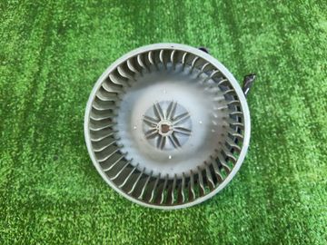 МОТОРЧИК ПЕЧКИ НА TOYOTA CALDINA ST246W