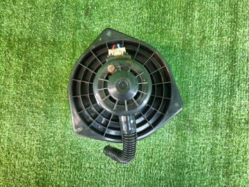 МОТОРЧИК ПЕЧКИ НА SUZUKI ESCUDO TDA4W