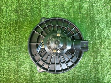 МОТОРЧИК ПЕЧКИ НА HONDA STREAM RN1