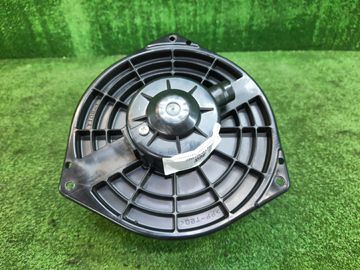 МОТОРЧИК ПЕЧКИ НА HONDA STEPWGN RK2