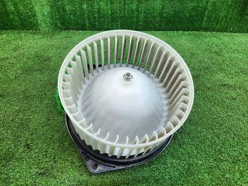 МОТОРЧИК ПЕЧКИ НА HONDA STEPWGN RK2