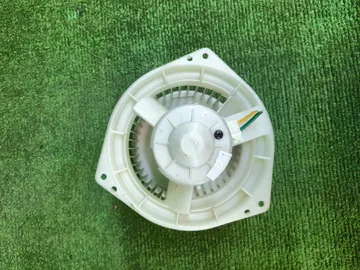 МОТОРЧИК ПЕЧКИ НА NISSAN SERENA C26