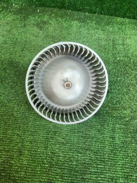 МОТОРЧИК ПЕЧКИ НА MITSUBISHI GALANT EA1A