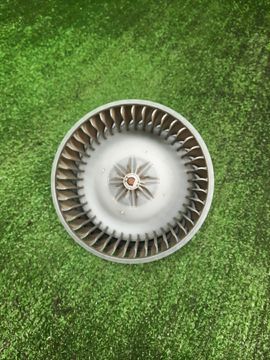 МОТОРЧИК ПЕЧКИ НА TOYOTA COROLLA FIELDER NZE121G