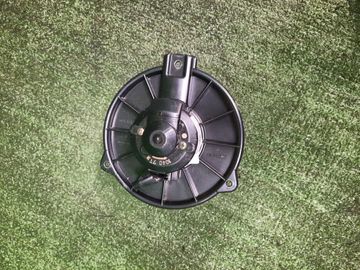 МОТОРЧИК ПЕЧКИ НА TOYOTA TOWN ACE NOAH SR40G