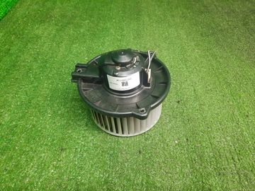 МОТОРЧИК ПЕЧКИ НА TOYOTA COROLLA FIELDER NZE121G