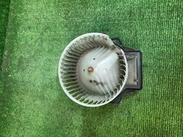 МОТОРЧИК ПЕЧКИ НА SUBARU FORESTER SF5