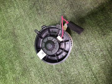 МОТОРЧИК ПЕЧКИ НА NISSAN SERENA C26