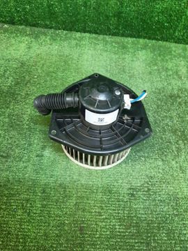 МОТОРЧИК ПЕЧКИ НА NISSAN AVENIR W11