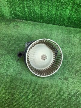 МОТОРЧИК ПЕЧКИ НА NISSAN AVENIR W11