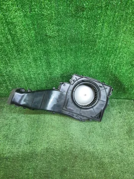 МОТОРЧИК ПЕЧКИ НА SUBARU IMPREZA GG2