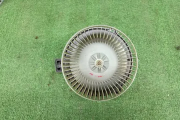 МОТОРЧИК ПЕЧКИ НА TOYOTA BREVIS JCG10
