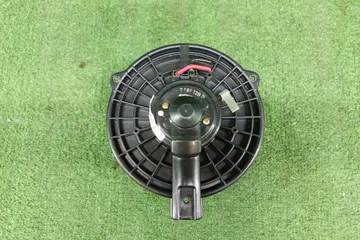 МОТОРЧИК ПЕЧКИ НА TOYOTA BREVIS JCG10