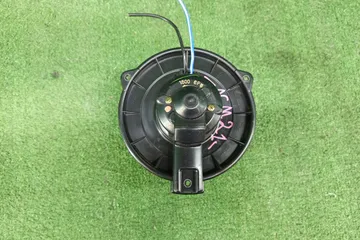 МОТОРЧИК ПЕЧКИ НА TOYOTA IPSUM ACM21W