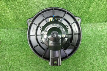 МОТОРЧИК ПЕЧКИ НА HONDA AIRWAVE GJ2