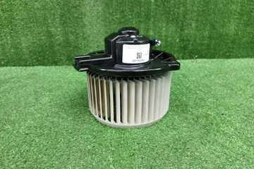 МОТОРЧИК ПЕЧКИ НА TOYOTA IPSUM ACM21W