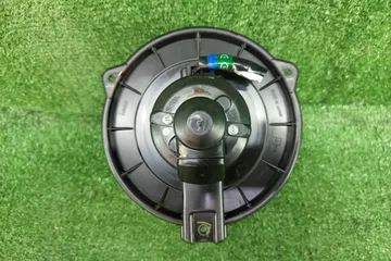 МОТОРЧИК ПЕЧКИ НА TOYOTA IPSUM ACM21W