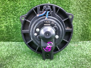 МОТОРЧИК ПЕЧКИ НА TOYOTA PROBOX NCP50V