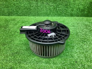 МОТОРЧИК ПЕЧКИ НА TOYOTA HARRIER MCU15W