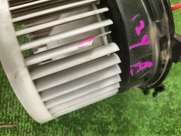 МОТОРЧИК ПЕЧКИ НА NISSAN SERENA C26