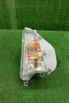 ПОВТОРИТЕЛЬ ПОВОРОТА НА TOYOTA AQUA NHP10