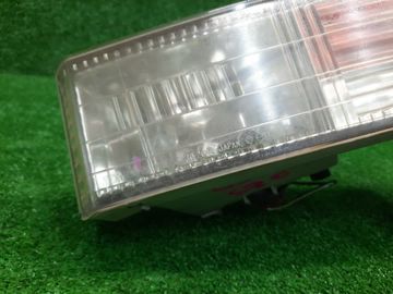ПОВТОРИТЕЛЬ ПОВОРОТА НА TOYOTA CROWN GS151