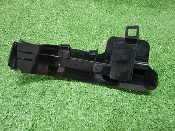 ПОВТОРИТЕЛЬ ПОВОРОТА НА TOYOTA RAV4 MXAA52