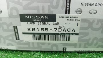 ПОВТОРИТЕЛЬ ПОВОРОТА НА NISSAN SERENA FC28