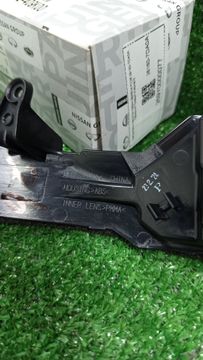 ПОВТОРИТЕЛЬ ПОВОРОТА НА NISSAN SERENA FC28