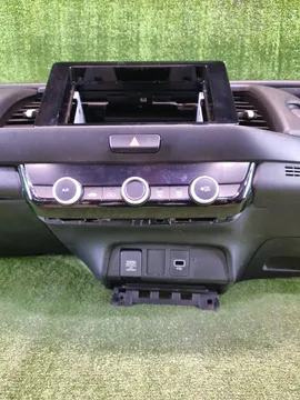 ПАНЕЛЬ НА HONDA FIT GR1