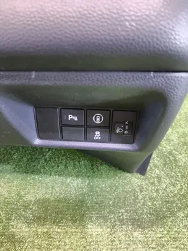 ПАНЕЛЬ НА HONDA FIT GR1