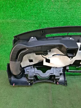 ПАНЕЛЬ НА TOYOTA IST NCP110