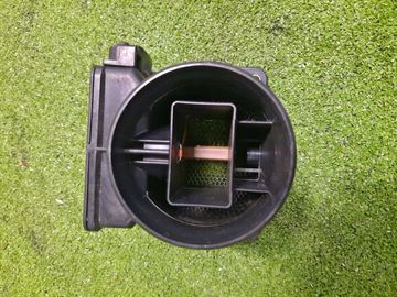 ДАТЧИК РАСХОДА ВОЗДУХА НА MITSUBISHI PAJERO IO H76W 4G93