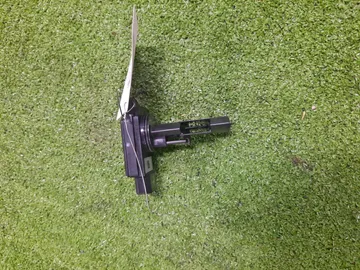 ДАТЧИК РАСХОДА ВОЗДУХА НА MITSUBISHI GRANDIS NA4W 4G69