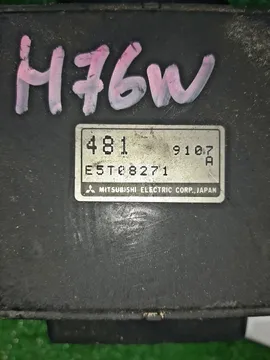 ДАТЧИК РАСХОДА ВОЗДУХА НА MITSUBISHI PAJERO IO H76W 4G93