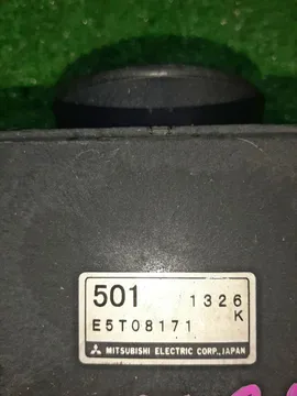 ДАТЧИК РАСХОДА ВОЗДУХА НА MITSUBISHI CHARIOT GRANDIS N84W 4G64