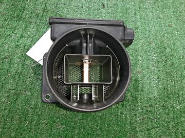 ДАТЧИК РАСХОДА ВОЗДУХА НА MITSUBISHI CHARIOT GRANDIS N84W 4G64