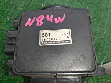 ДАТЧИК РАСХОДА ВОЗДУХА НА MITSUBISHI CHARIOT GRANDIS N84W 4G64