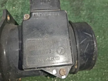 ДАТЧИК РАСХОДА ВОЗДУХА НА SUBARU IMPREZA GF1 EJ15E