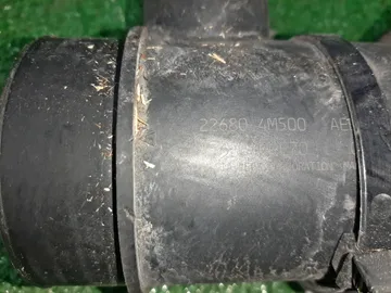 ДАТЧИК РАСХОДА ВОЗДУХА НА NISSAN AVENIR W11 QG18DE