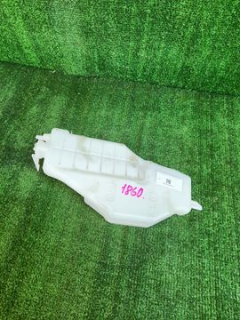 БАЧОК РАСШИРИТЕЛЬНЫЙ НА TOYOTA ROOMY M900A