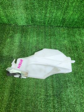 БАЧОК РАСШИРИТЕЛЬНЫЙ НА TOYOTA ROOMY M900A