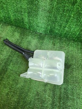 БАЧОК РАСШИРИТЕЛЬНЫЙ НА MAZDA AXELA BKEP