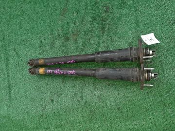 АМОРТИЗАТОР НА LEXUS GS250 GRL11 4GR-FSE