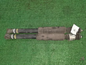 АМОРТИЗАТОР НА NISSAN TIIDA LATIO SC11 HR15DE